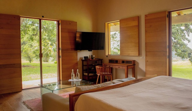Rancho El Salto-Villa with Private Pool in Naolinco