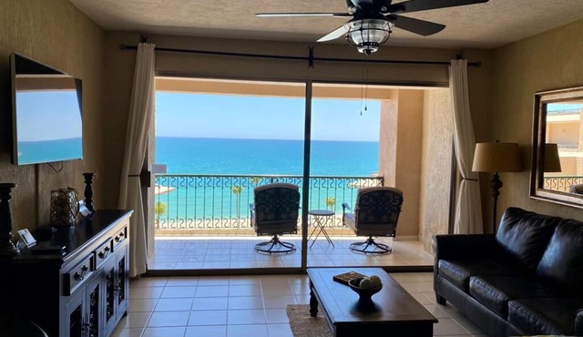 Remodeled Condo with Beautiful view of the Sea of Cortez. Avoid the long lines! in Puerto Peñasco