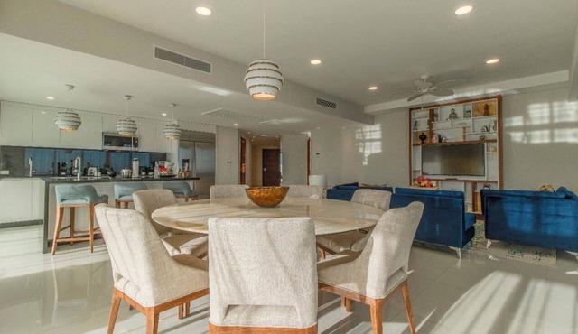 Resort with 3 bedrooms and AC in cool Cancún in Cancún