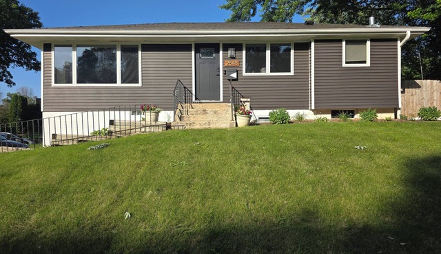 Rest Easy in Rochester in this 3 bedroom home in Rochester