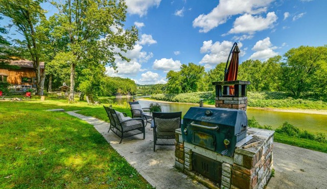 Riverfront Hallstead Cabin: Fire Pit + Fall Views! in Susquehanna