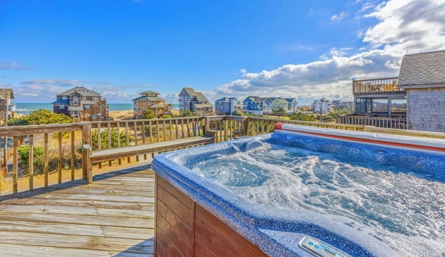 Semi-Oceanfront Dog Friendly w/Pool, Hot Tub, Gourmet Grill, Home Theater in Avon