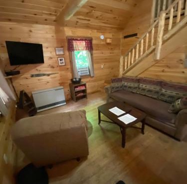 Sleeping Bear Campground and Cabins in Lee