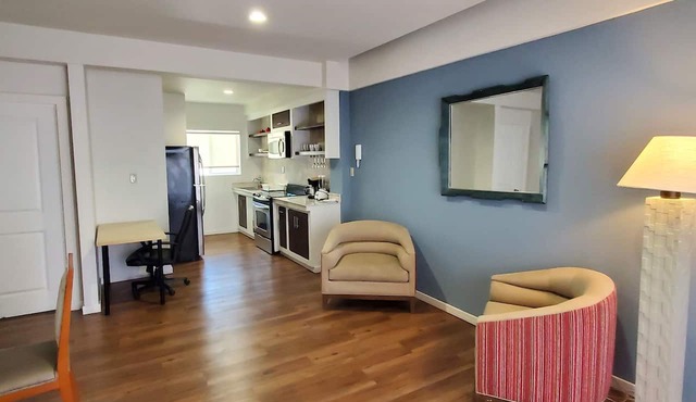 Spacious 2 bedroom apartment by the bullring in Tijuana