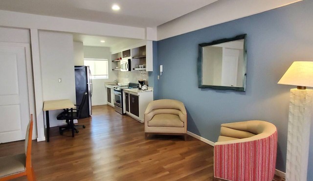 Spacious 2 bedroom apartment by the bullring in Tijuana