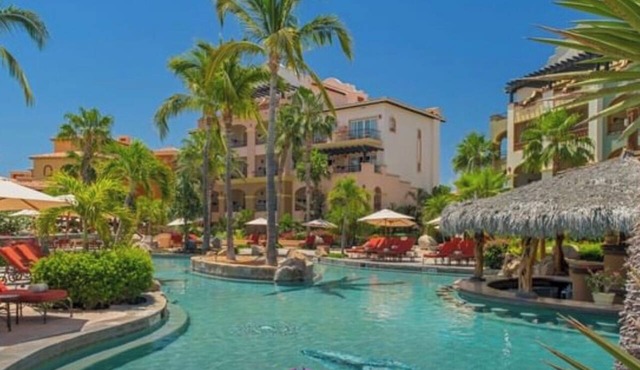 Spacious 2BR Cabo Villa – Resort Pools, Beach Access & Tropical Escape in Cabo San Lucas