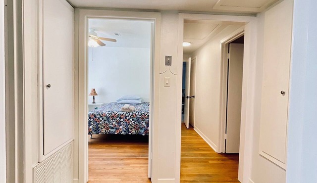 Spacious 4-bedroom house in gorgeous Houston with AC in Houston