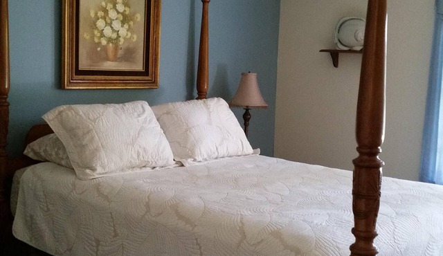 Spacious Beachside Condo! Newly updated! in Indialantic