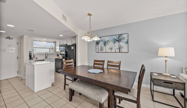St Pete Beach 2BR | Pool + Jacuzzi in St. Pete Beach