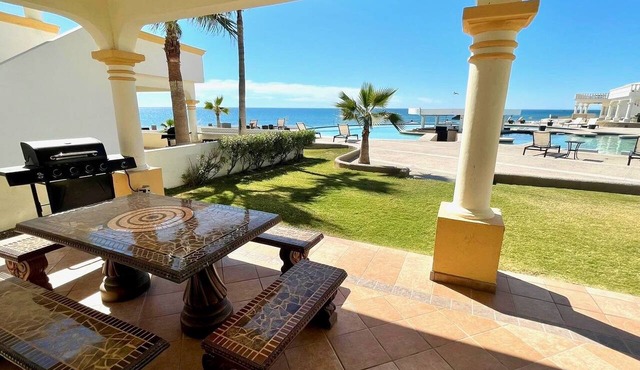 Stunning 4 Bedroom Beach Villa on Sandy Beach at Las Palmas Beachfront Resort V6 in Puerto Peñasco