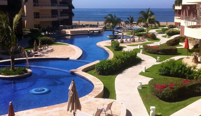 Stunning Ocean Front Mexican Condominium on Playa Coco Beach in Cihuatlan