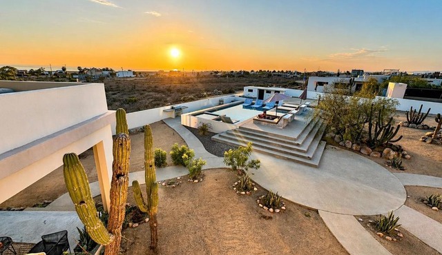 Sun-drenched escape w sleek saltwater pool in Todos Santos
