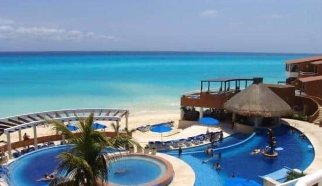Sunset Fishermens Resort & Spa Beachfront Playa del Carmen in Playa del Carmen