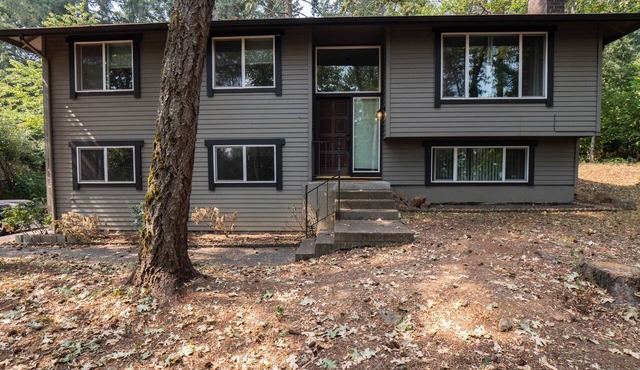 Timberline Treeline Retreat in Eugene