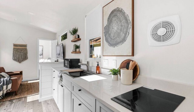 Tiny Home - (Beech) in Dunsmuir