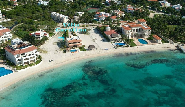Tranquil Oceanfront Villa on the sparkling Caribbean Sea in Playa Paraiso