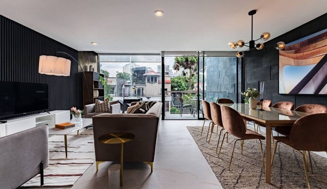 Urban Elegance Apartment with Balcony Views in Ciudad de México
