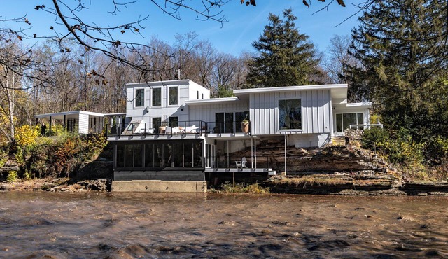 Wright on the River - A Frank Lloyd Wright Inspired Design in Delaware