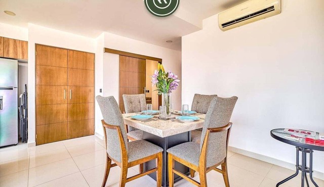 Zoho Skies T3 703 | 1BR/2BA | PV | Pool, Gym, Views in Puerto Vallarta