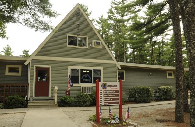 Gateway to Cape Cod Vacation Cottage 10 in Rochester