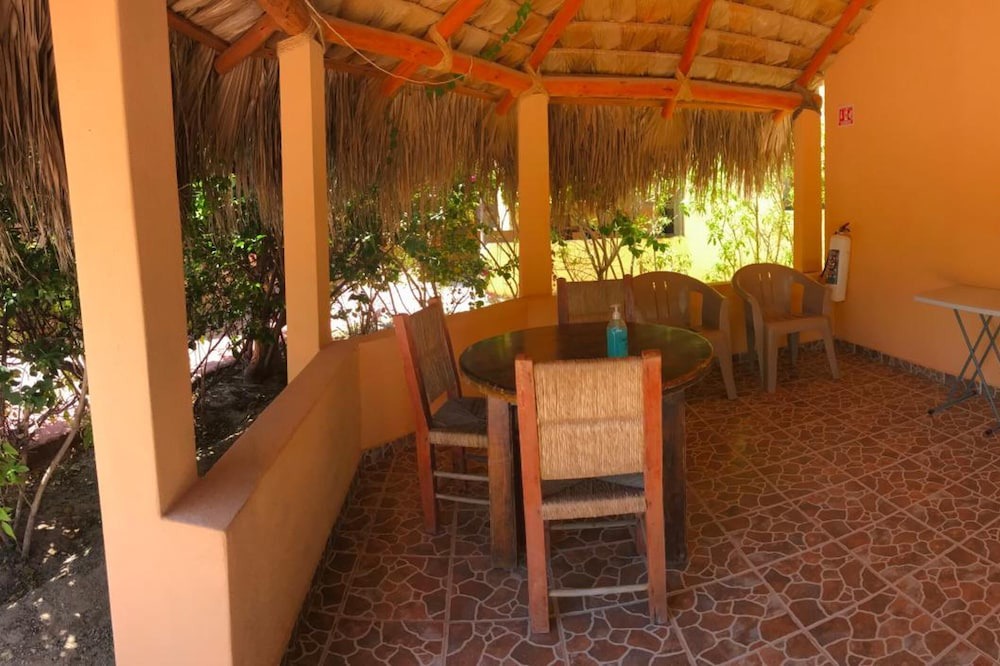 Cabo Pulmo Hotel | Bungalows Cabo Pulmo