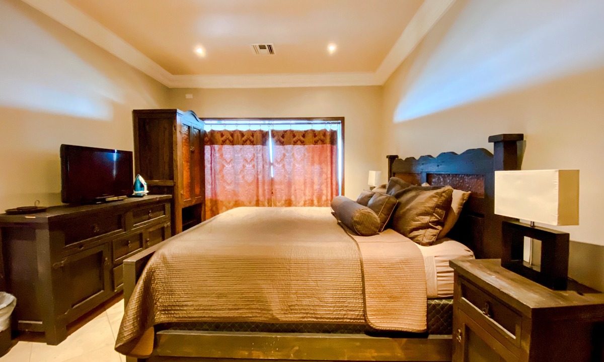 Rosarito Condo | CornerUnit-Las OlasCondo-Pools&Jacuzzis-Rosarito