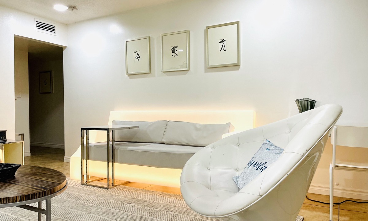 Beverly Green Apartment | 3BR condo Strip nearLVCC LasVegas Sphere best spot sale Labor Day Sema Show