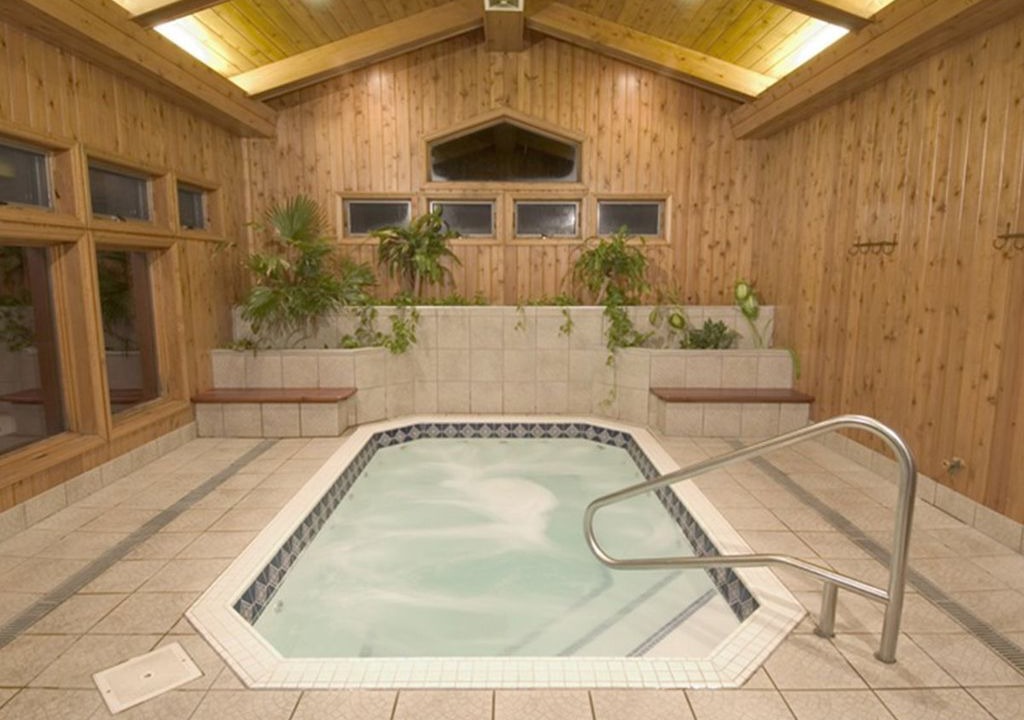 Blowing Rock Condo | Holly 7 -1 BR in Chetola Resort w/full resort amenities, walk to Main Street