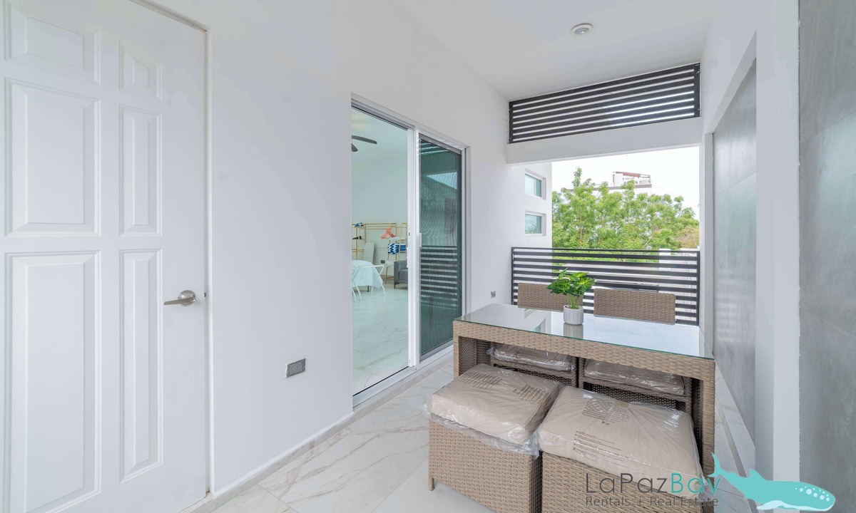 La Paz Apartment | Downtown Apt w/common pool + private terrace