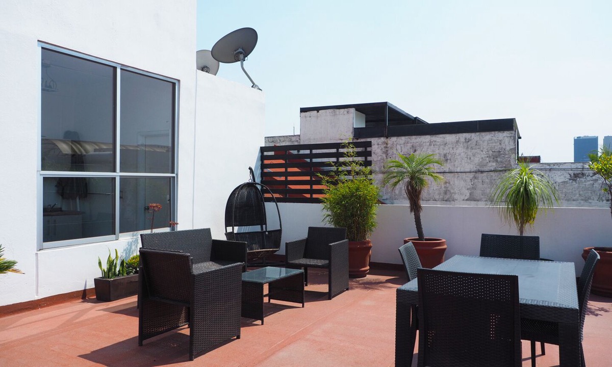 Polanco Apartment | Luxury Industrial-style with Balcony in Polanco, Mexico City.