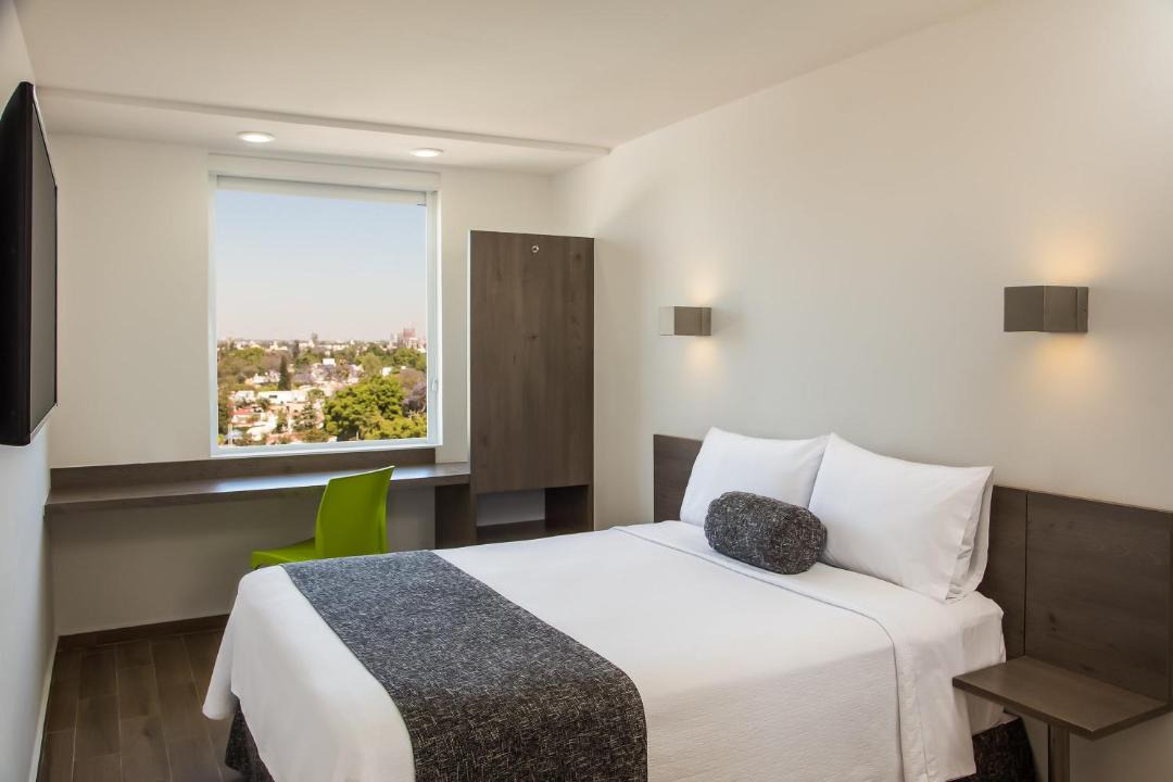 Cuauhtemoc Hotel | One Ciudad de Mexico La Raza