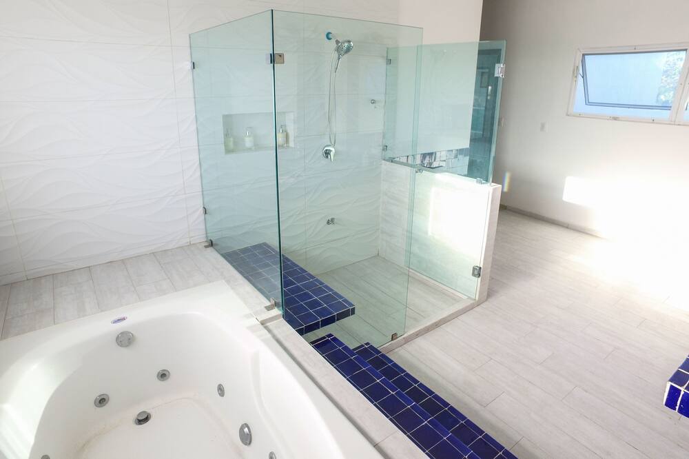 Photo of Bathroom in Merida