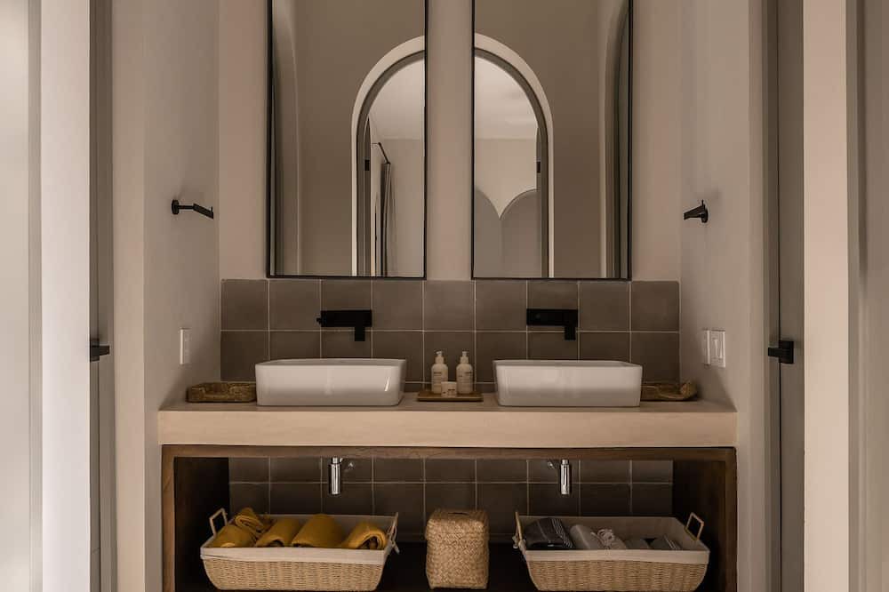 Photo of Bathroom in Centro