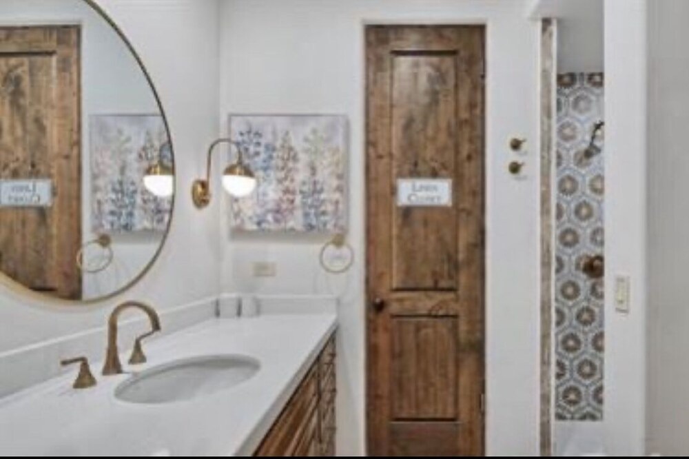 Photo of Bathroom in Sandy Beach