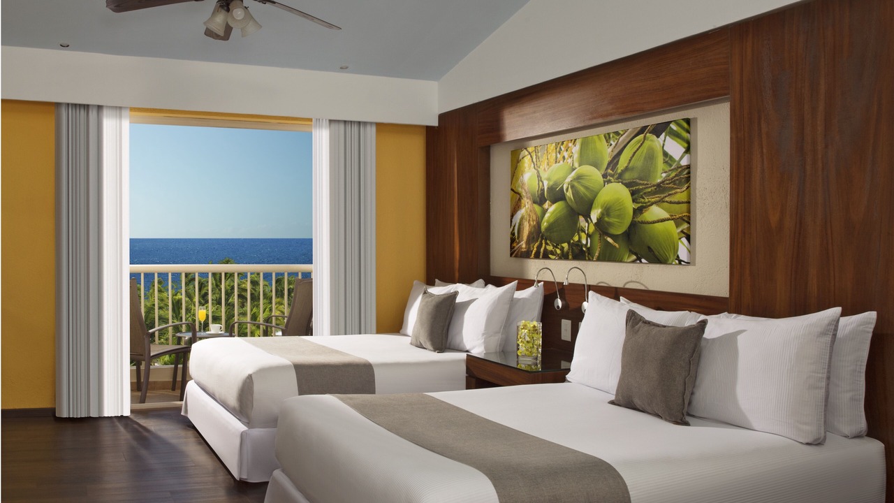 Photo of Bedroom in Flamingos