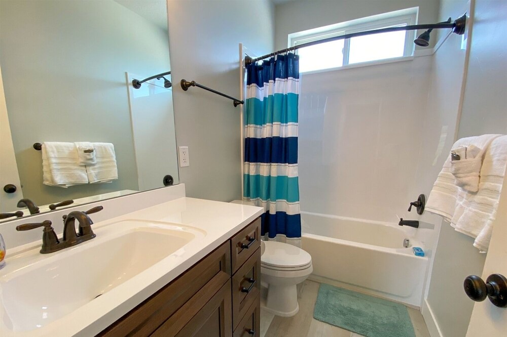 Photo of Bathroom in Sweetwater