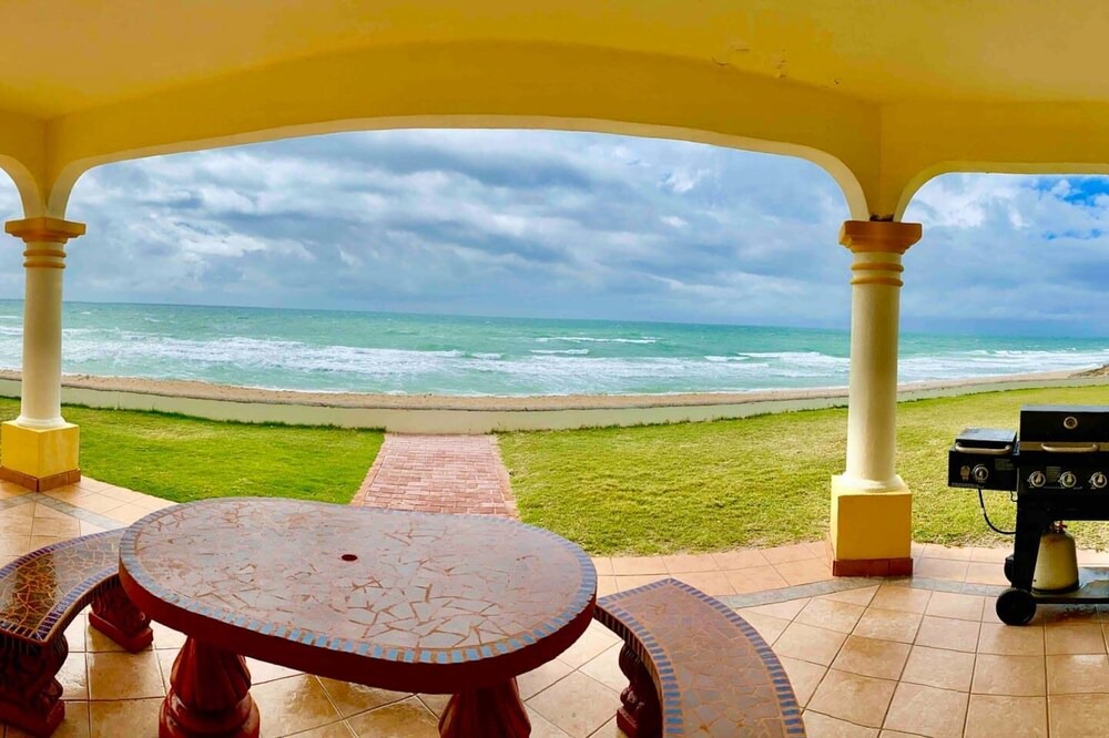 Photo of Patio Balcony in Sandy Beach