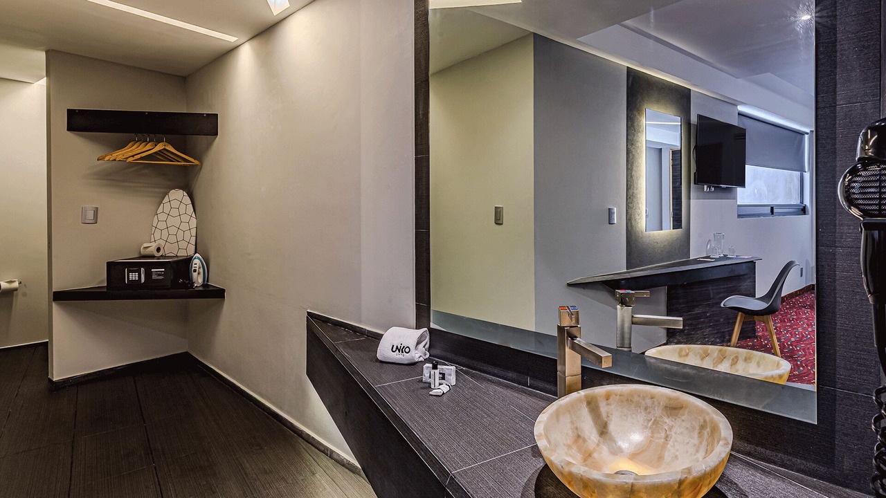 Photo of Bathroom in Reforma