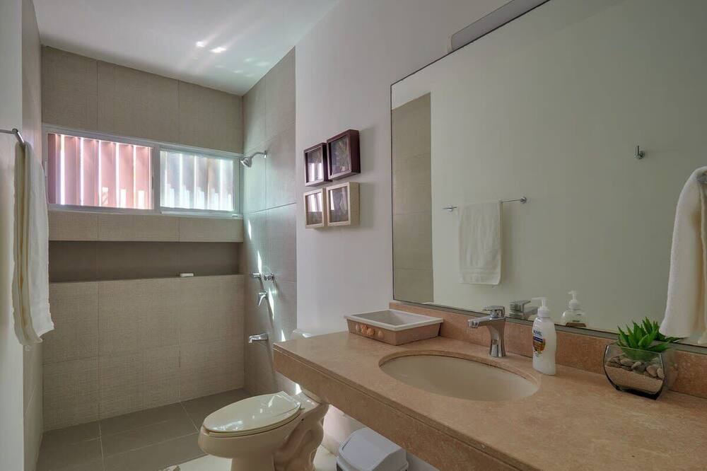 Photo of Bathroom in Chicxulub Puerto