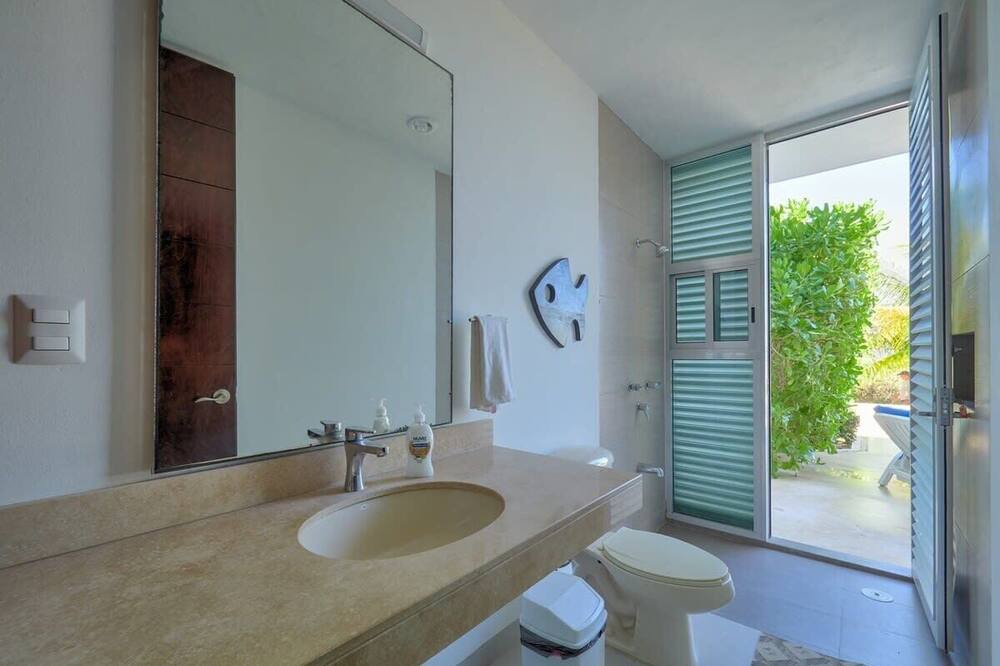 Photo of Bathroom in Chicxulub Puerto