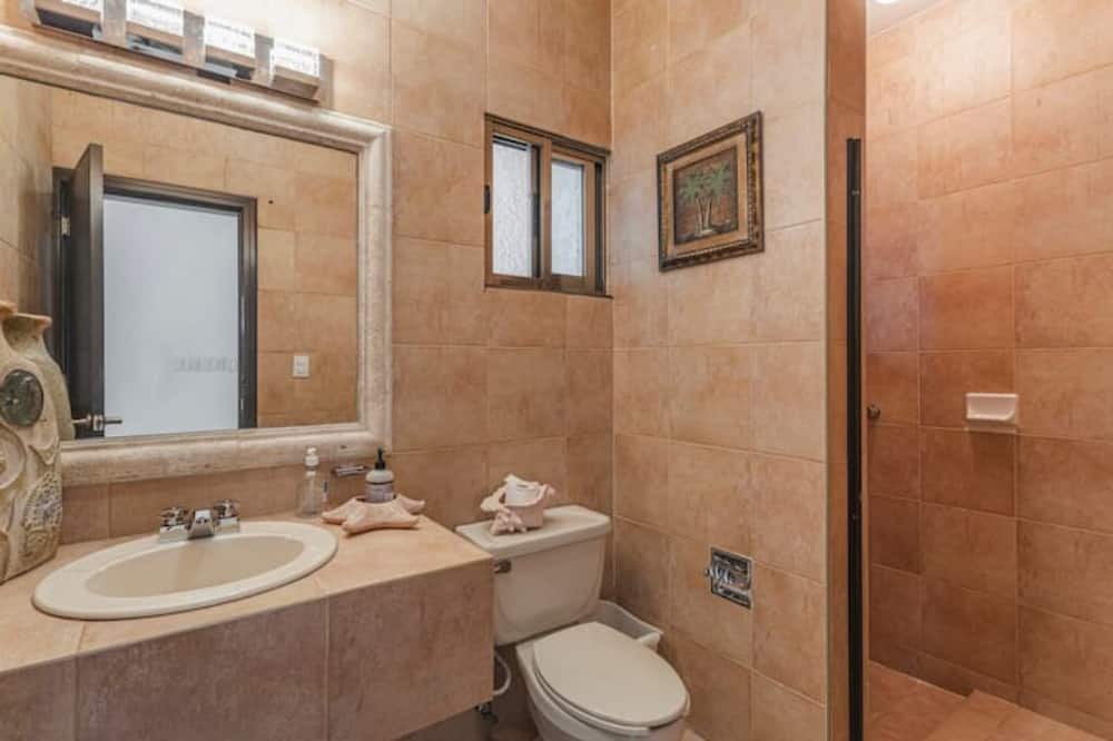 Photo of Bathroom in Chicxulub Puerto