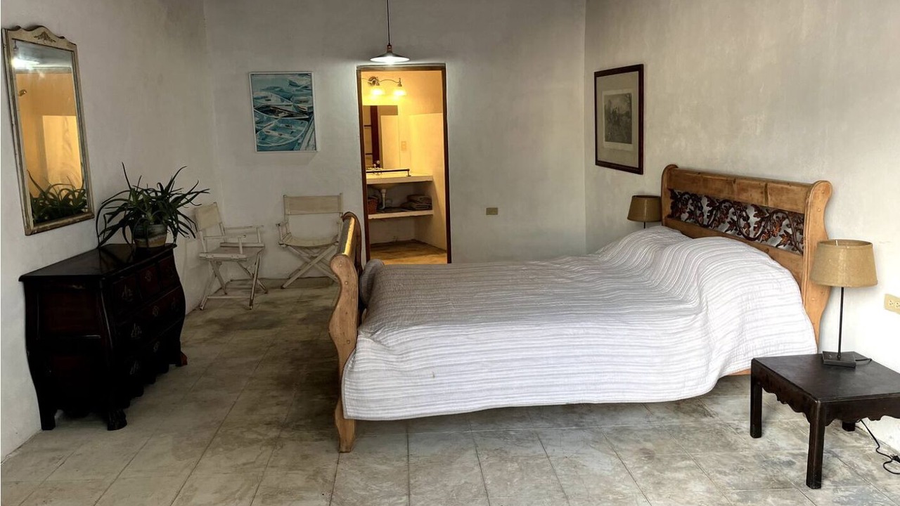 Photo of Bedroom in Alamos