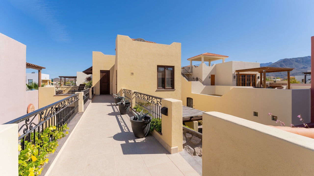 Photo of Patio Balcony in Nopolo