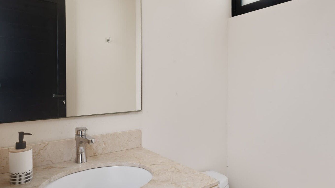 Photo of Bathroom in Zama