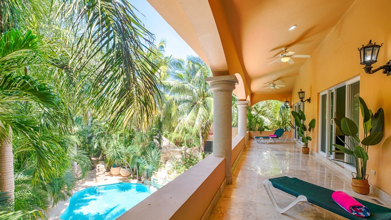 Photo of Patio Balcony in Puerto Aventuras
