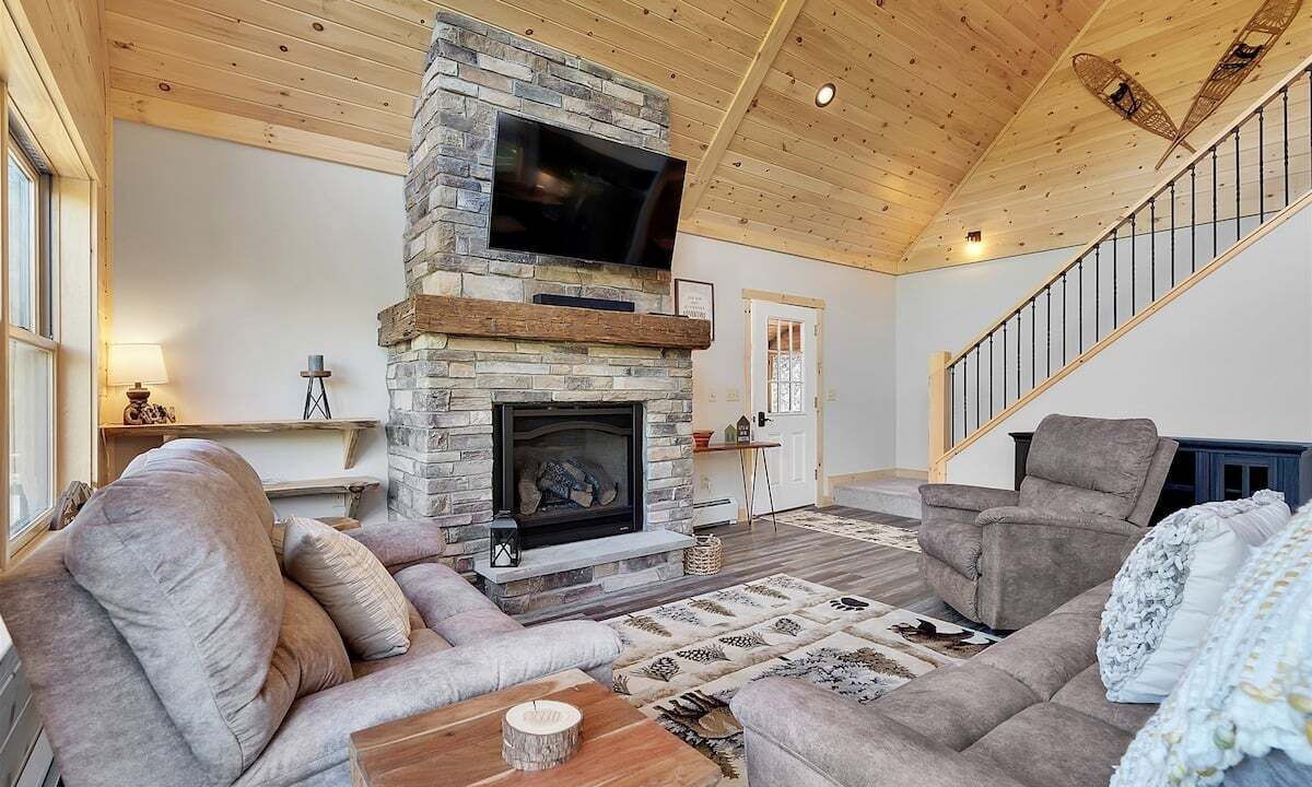 Photo of Bedroom in Bethel