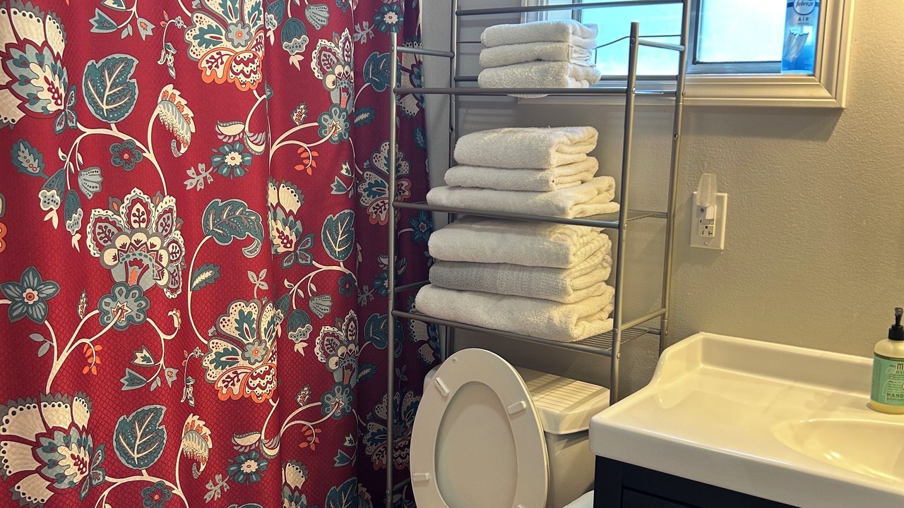 Photo of Bathroom in La Grande
