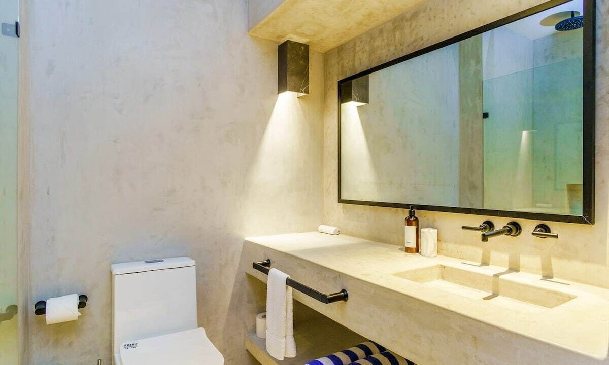 Photo of Bathroom in Zama