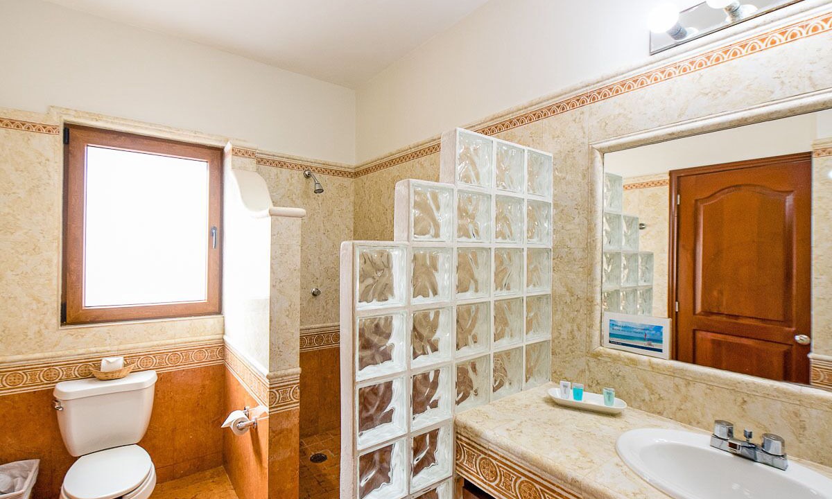 Photo of Bathroom in Villa Juarez