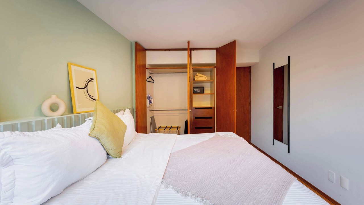 Photo of Bedroom in Anahuac
